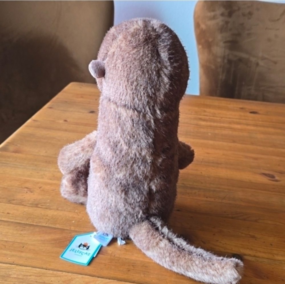 Jellycat Brooke Otter 13x3.9x7.9" Soft & Plush BNWT Authentic - Picture 8 of 8